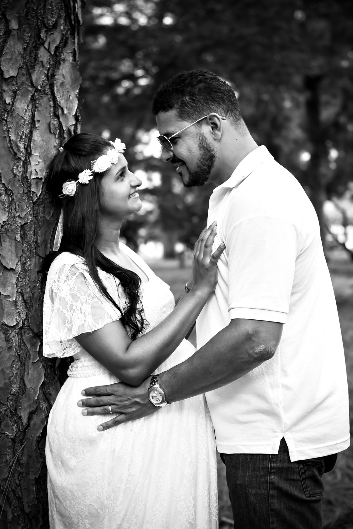 fotografia de gestante em Araraquara, fotografia gestante, ensaio com gestante, ensaio fotográfico no parque, book fotográfico gestante, casal apaixonado 