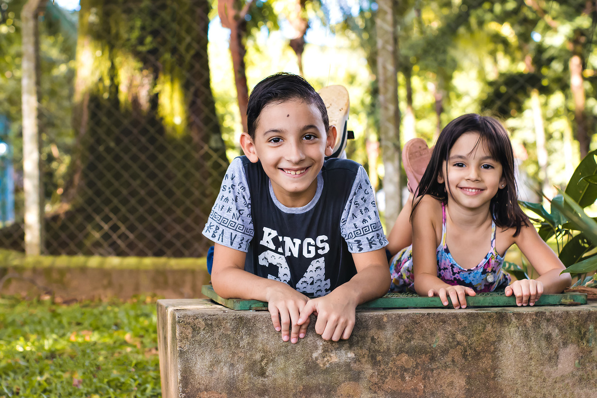 ensaio infantil, book infantil, fotografia infantil, ensaio no parque, Araraquara, ensaio irmãos no parque