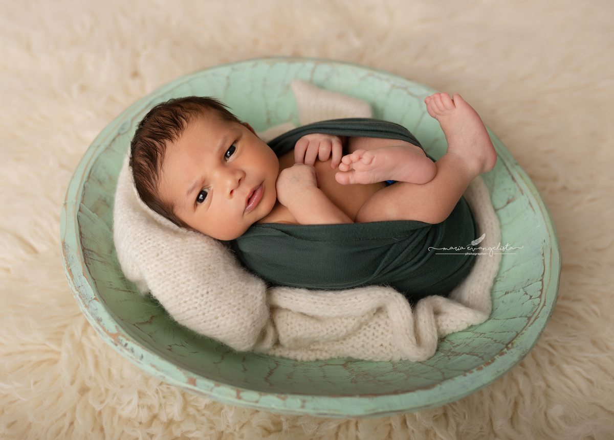 sessão de bebé, sessão de recém-nascido, fotos de bebé, newborn, sessão de newborn, 
fotografa de bebés, 
fotográfa de recémnascido, sessão de bebé, fotos de família, maternidade, sessão em estúdio, recém-nascido, recém-nascido menina, sessão de fotos de 