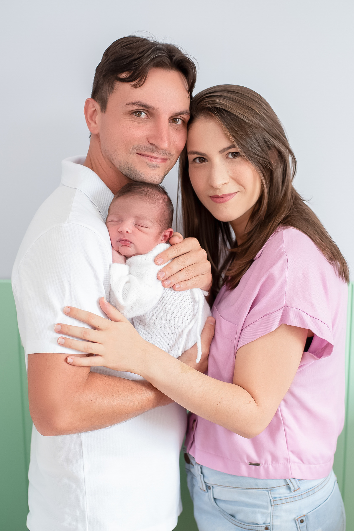 pose de newborn com os pais