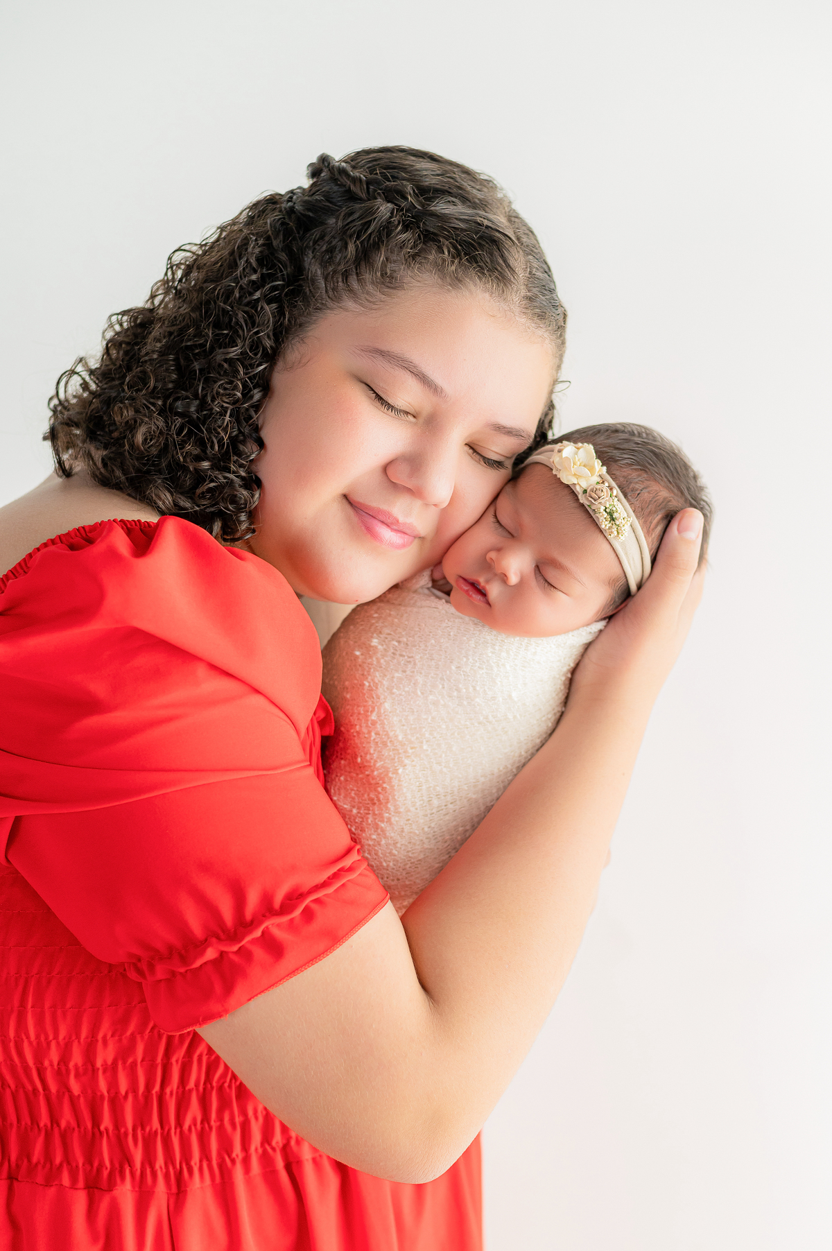 sessão newborn com a mana