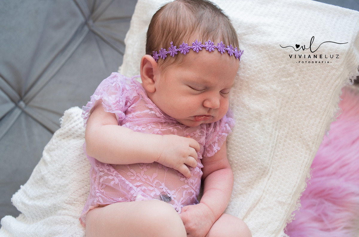 fotografia newborn em Guaramirim  recem nascido fotografia infantil fotografia de recem nascido fotografa de guaramirim fotografa de Jaraguá do Sul newborn domiciliar newborn na casa do cliente fotografia em casa