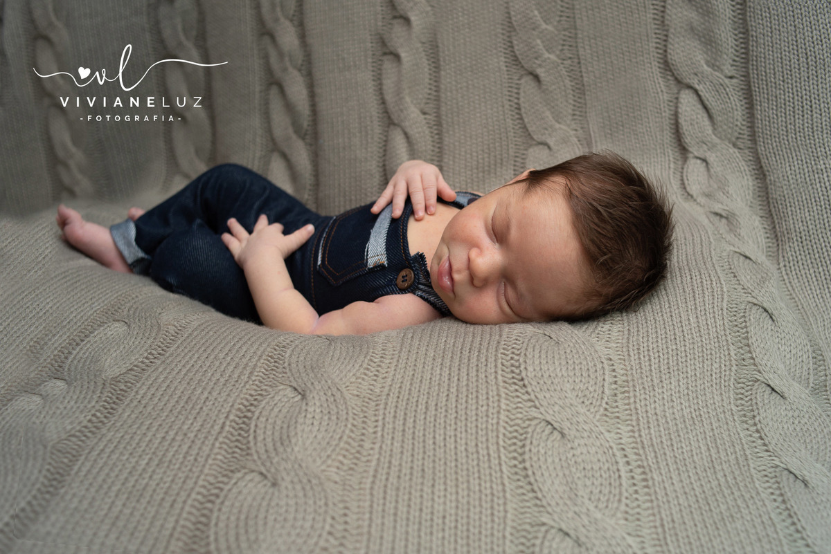 fotografia newborn em Guaramirim  recem nascido fotografia infantil fotografia de recem nascido fotografa de guaramirim fotografa de Jaraguá do Sul newborn domiciliar newborn na casa do cliente fotografia em casa