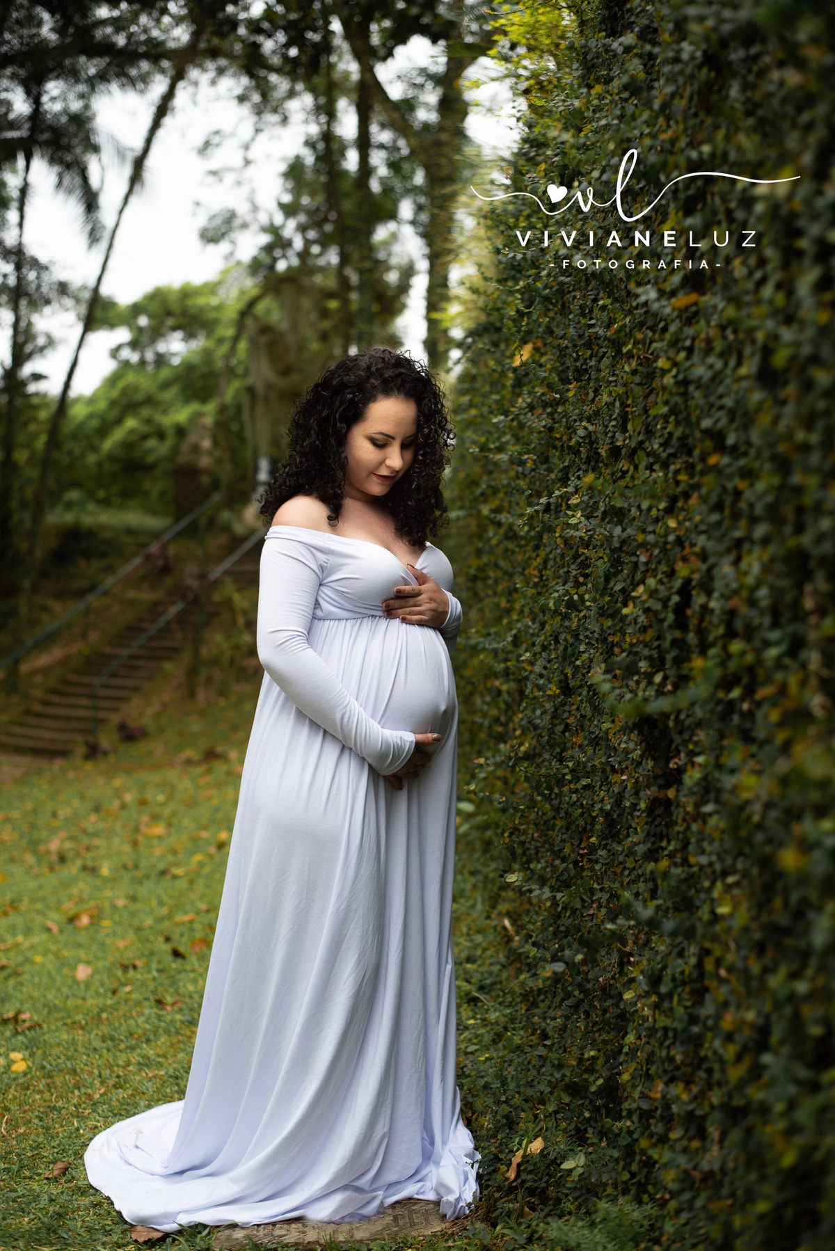 gestante fotografa de guaramirim familia pets ensaio externo de gestante natureza campo mae de menino mae de menina bebe arco iris vestido arco iris vestido gestante parque malwee