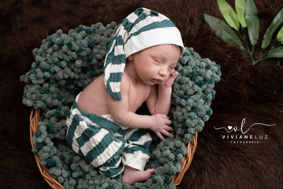 fotografia newborn em Guaramirim  recem nascido fotografia infantil fotografia de recem nascido fotografa de guaramirim fotografa de Jaraguá do Sul newborn domiciliar newborn na casa do cliente fotografia em casa