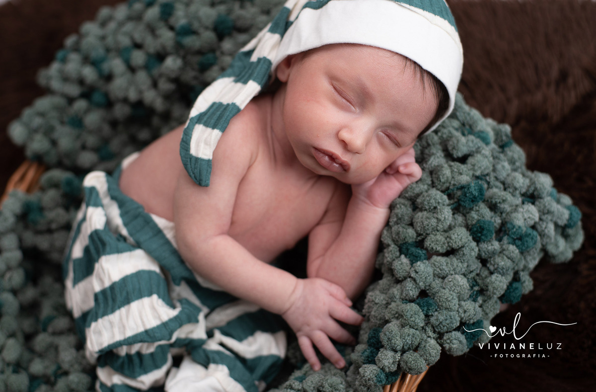 fotografia newborn em Guaramirim  recem nascido fotografia infantil fotografia de recem nascido fotografa de guaramirim fotografa de Jaraguá do Sul newborn domiciliar newborn na casa do cliente fotografia em casa