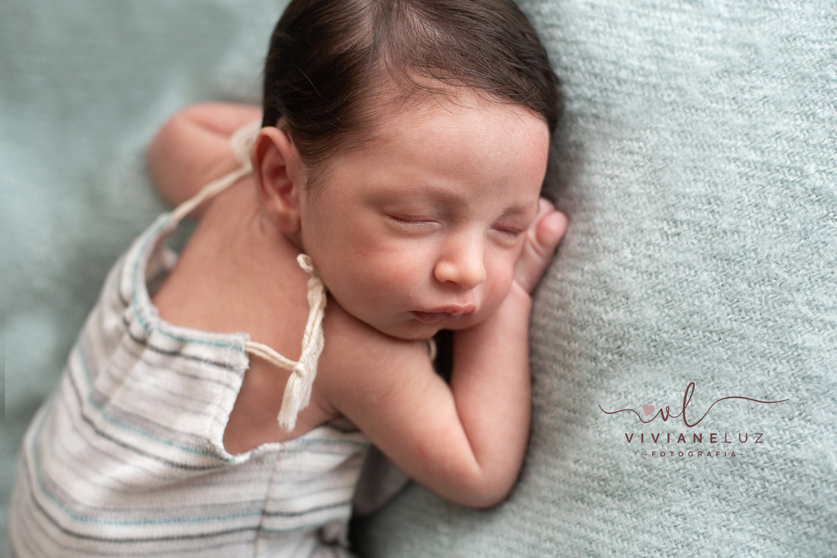 fotografia newborn em Guaramirim  recem nascido fotografia infantil fotografia de recem nascido fotografa de guaramirim fotografa de Jaraguá do Sul newborn domiciliar newborn na casa do cliente fotografia em casa