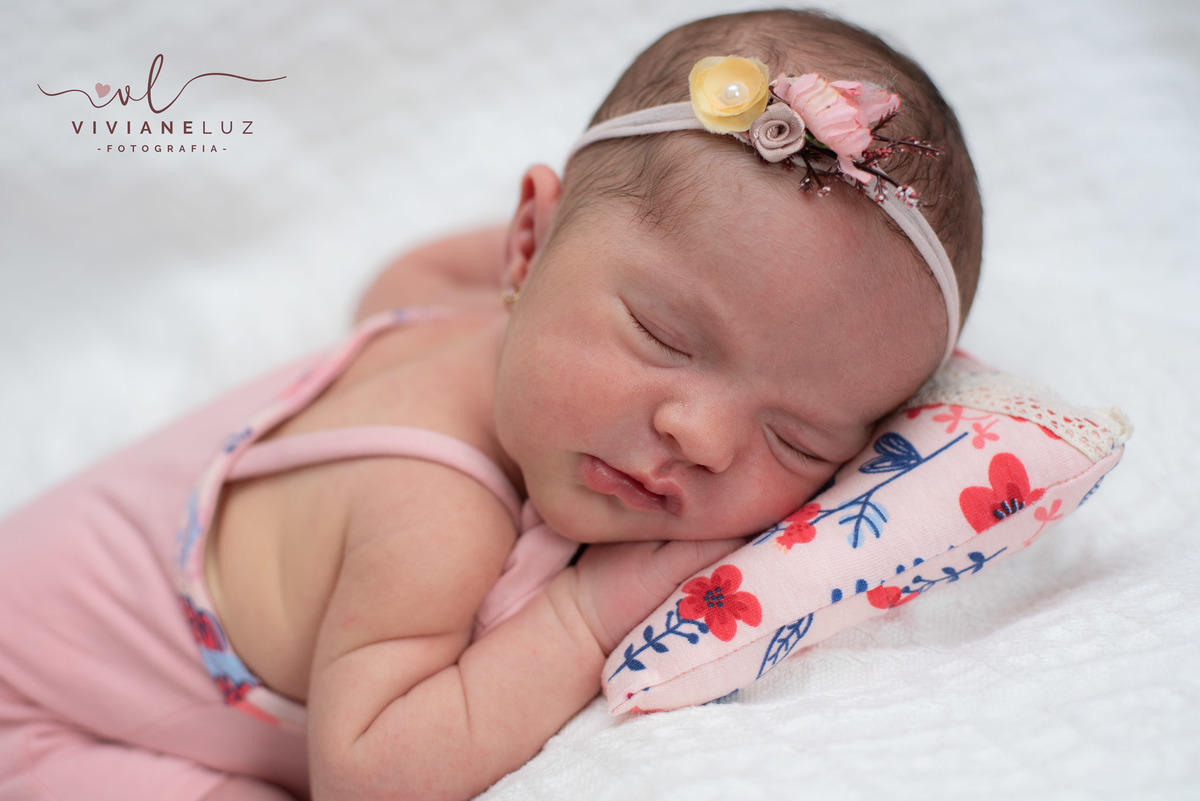 fotografia newborn em Guaramirim  recem nascido fotografia infantil fotografia de recem nascido fotografa de guaramirim fotografa de Jaraguá do Sul newborn domiciliar newborn na casa do cliente fotografia em casa