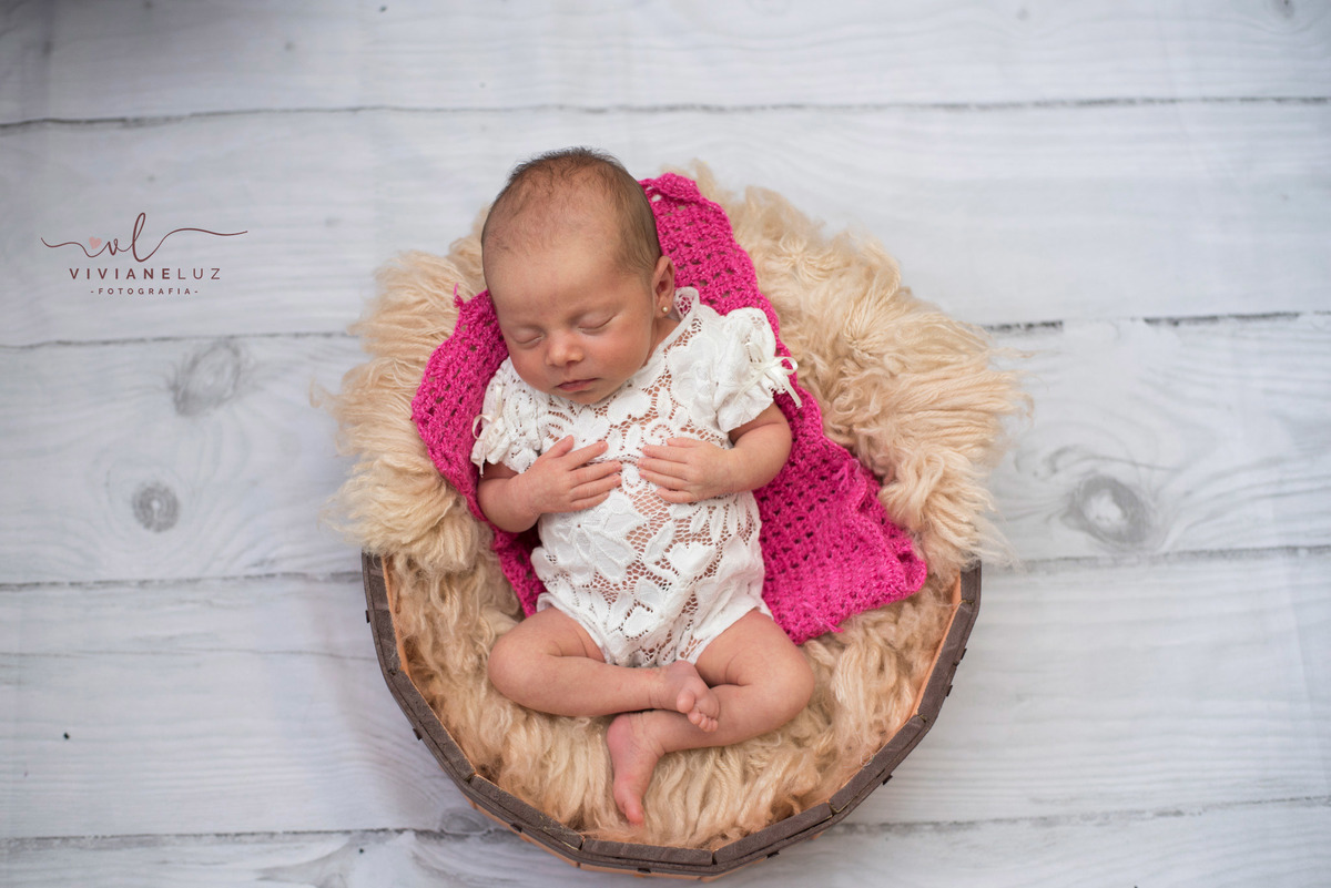 fotografia newborn em Guaramirim  recem nascido fotografia infantil fotografia de recem nascido fotografa de guaramirim fotografa de Jaraguá do Sul newborn domiciliar newborn na casa do cliente fotografia em casa