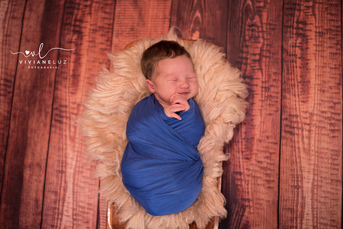 fotografia newborn em Guaramirim  recem nascido fotografia infantil fotografia de recem nascido fotografa de guaramirim fotografa de Jaraguá do Sul newborn domiciliar newborn na casa do cliente fotografia em casa