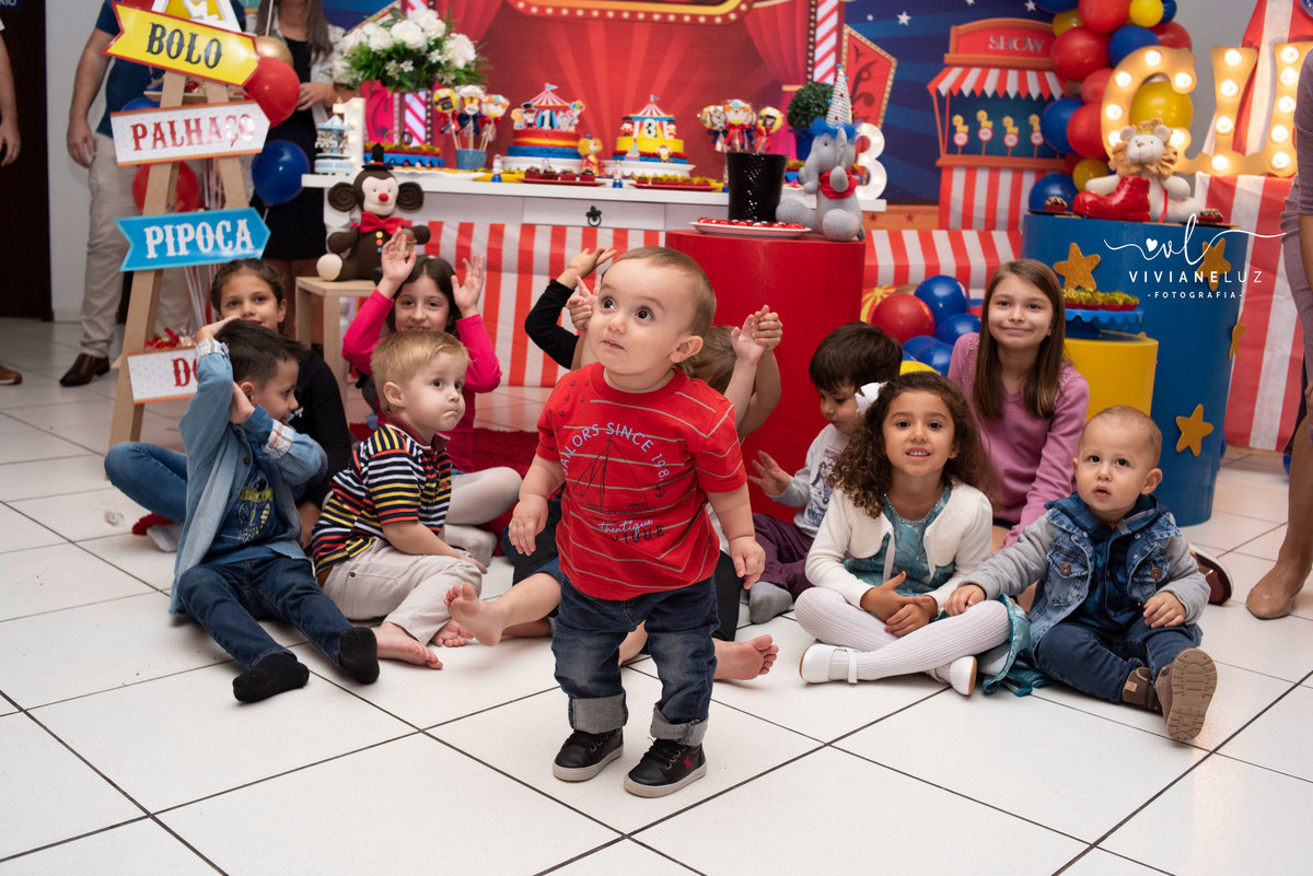 festa infantil circo decoração circo fotografa de aniversario fotografia de aniversario lembrancinha Guaramirim Jaraguá do Sul