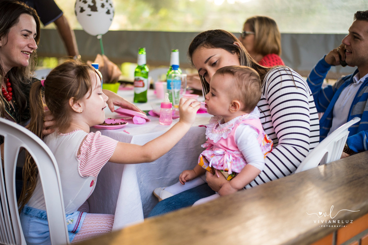 festa infantil fazendinha 1 aninho decoração fazendinha fotografa de aniversario fotografia de aniversario lembrancinha Guaramirim Jaraguá do Sul