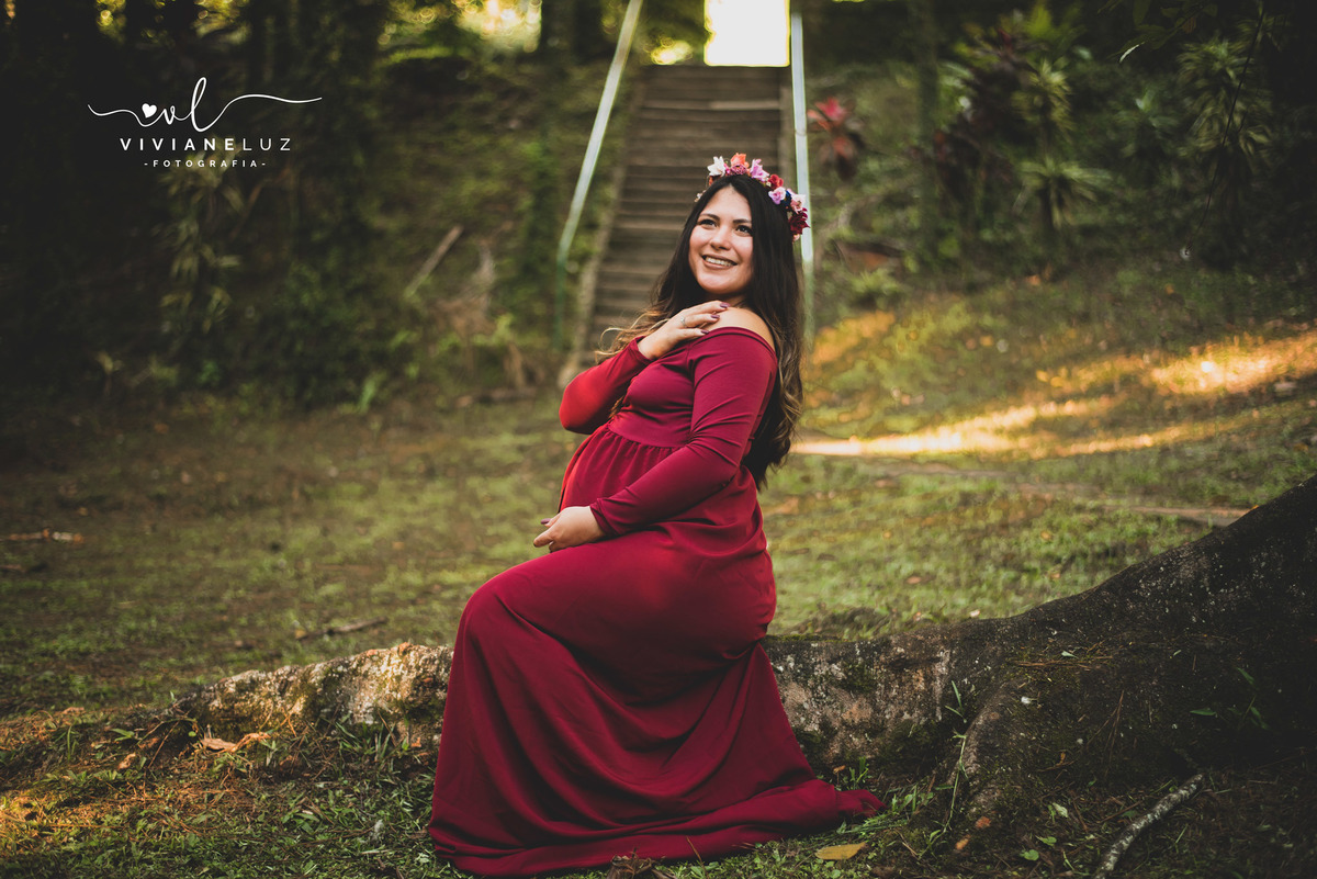 gestante fotografa de guaramirim familia pets ensaio externo de gestante natureza campo mae de menino mae de menina bebe arco iris vestido arco iris vestido gestante parque malwee