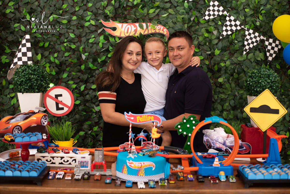 festa infantil hot weels 5  aninhos decoração hot weels fotografa de aniversario fotografia de aniversario lembrancinha Guaramirim Jaraguá do Sul