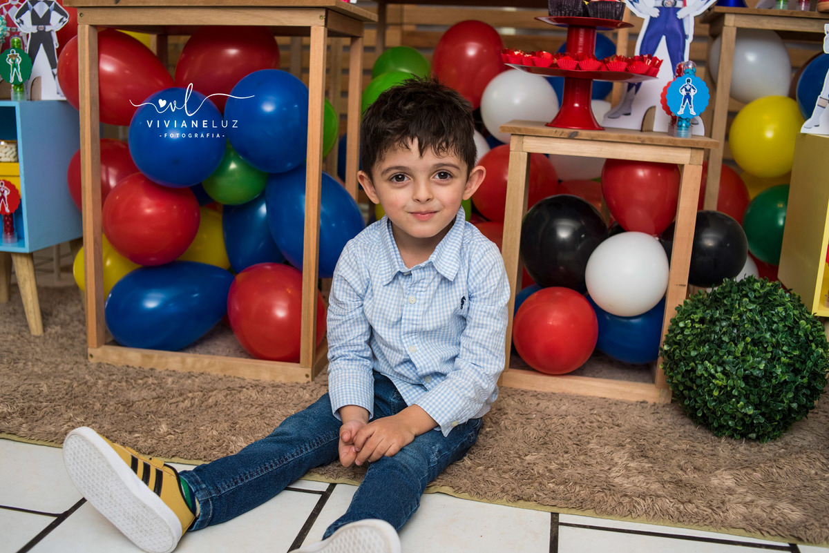 festa infantil power rangers 4  aninhos decoração power rangers fotografa de aniversario fotografia de aniversario lembrancinha Guaramirim Jaraguá do Sul