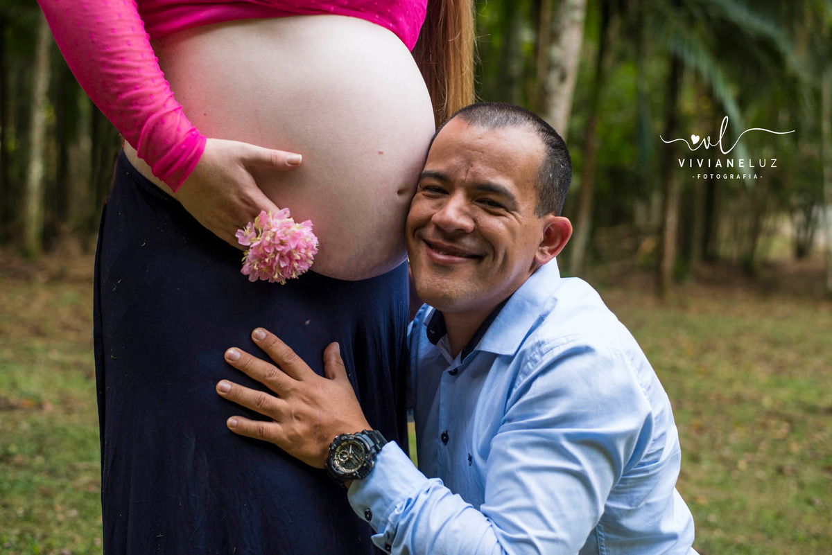 gestantes pregnant fotografia de gestante fotografa de guaramirim familia pets ensaio externo de gestante natureza campo mae de menino mae de menina