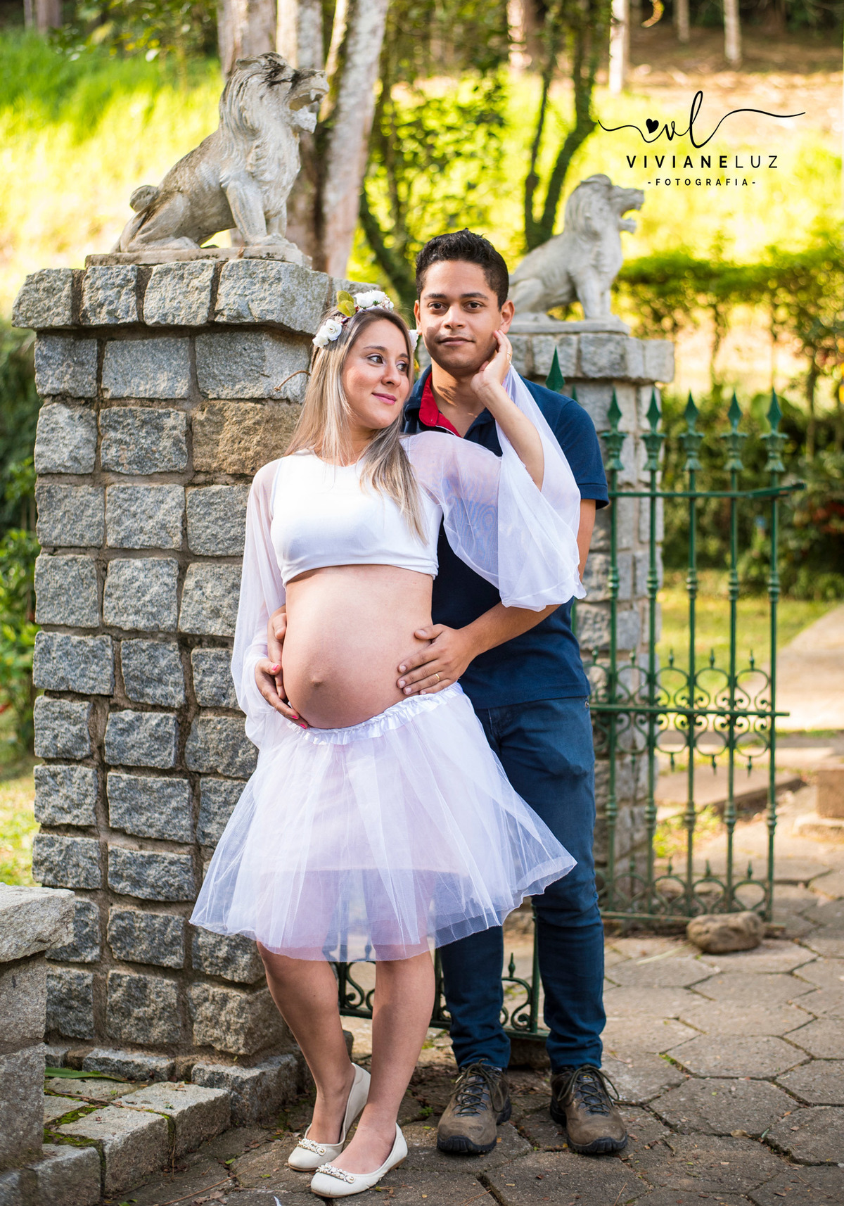 gestante fotografa de guaramirim familia pets ensaio externo de gestante natureza campo mae de menino mae de menina bebe arco iris vestido arco iris vestido gestante parque malwee