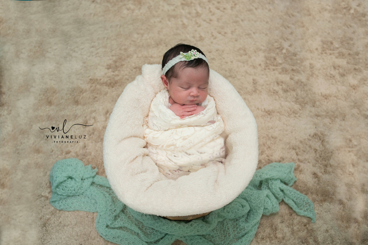 fotografia newborn em Guaramirim  recem nascido fotografia infantil fotografia de recem nascido fotografa de guaramirim fotografa de Jaraguá do Sul newborn domiciliar newborn na casa do cliente fotografia em casa