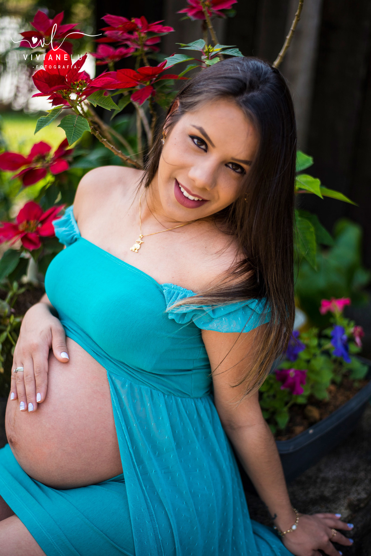 gestante fotografa de guaramirim familia pets ensaio externo de gestante natureza campo mae de menino mae de menina bebe arco iris vestido arco iris vestido gestante