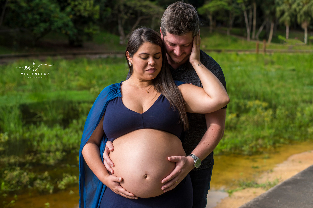 ensaio gestante gravida fotografia de gestante fotos fotografa de Guaramirim Jaraguá do Sul e região mãe de menino figurino para ensaio gestante ensaio gestante no parque malwee
