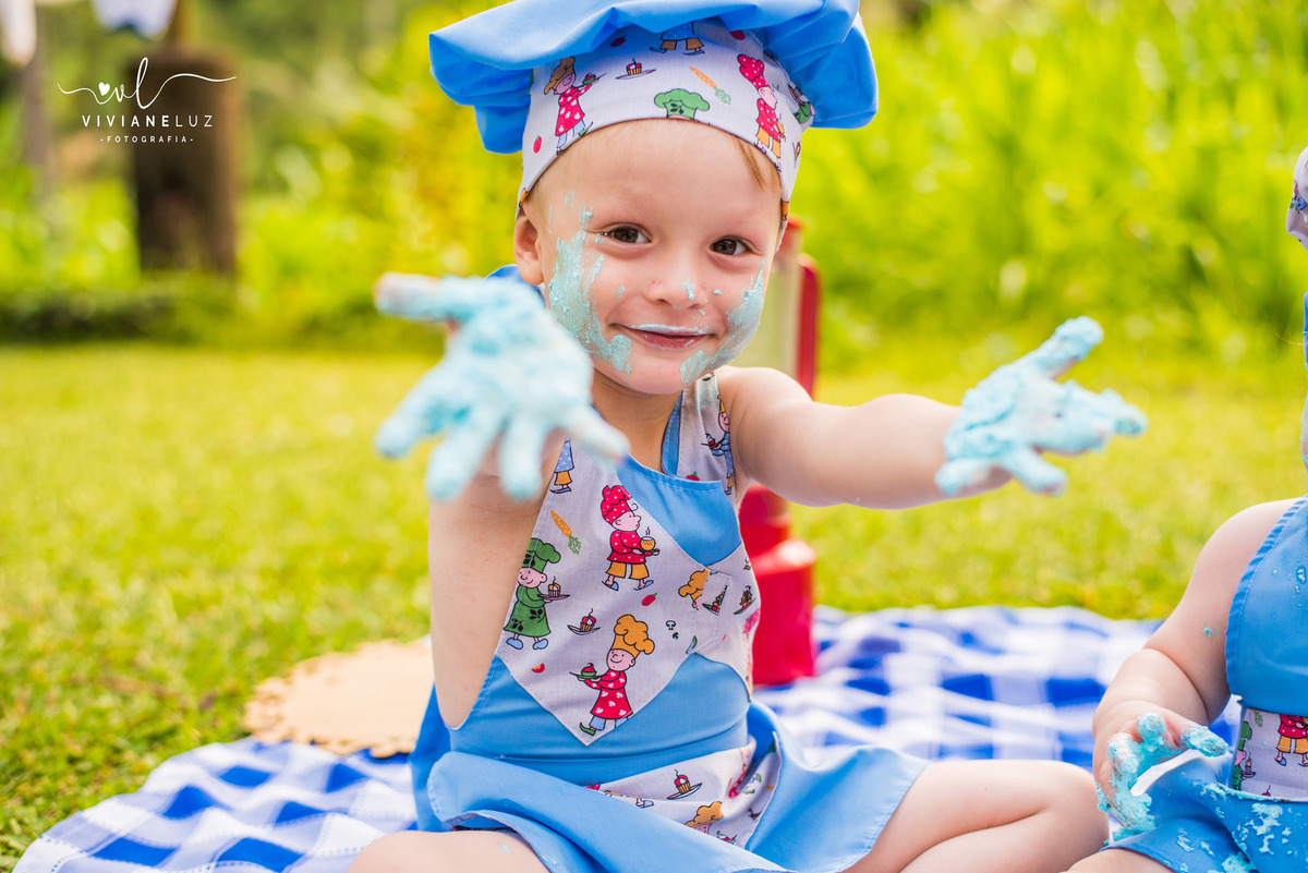 smash the cake mini chef fotografia infantil fotografa de guaramirim jaragua do sul massaranduba ensaio infantil mini chef