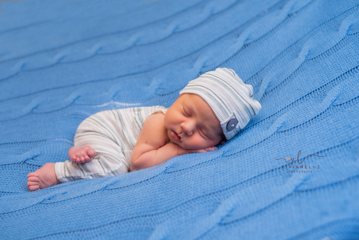 Fotografia infantil recem nascido newborn Davi Lucca 11 dias fotografa de guaramirim jaragua do sul e região ensaio domiciliar de bebê viviane luz fotografa