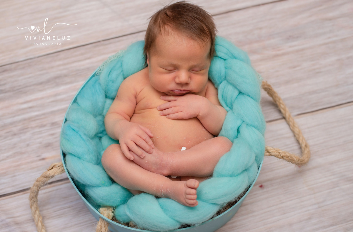 Fotografia infantil recem nascido newborn Davi Lucca 11 dias fotografa de guaramirim jaragua do sul e região ensaio domiciliar de bebê viviane luz fotografa