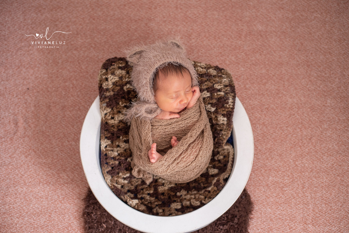 ensaio newborn José Pedro ensaio em casa fotografa de guaramirim ensaio divertido ensaio recem nascido ensaio prematuro 