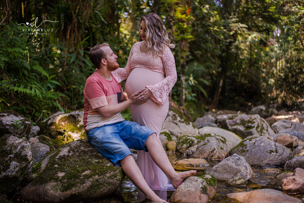 ensaio gestante aline externo ensaio de gestante diferente natureza estrada bonita joinville fotografa de guaramirim jaragua do sul massaranduba e regiao