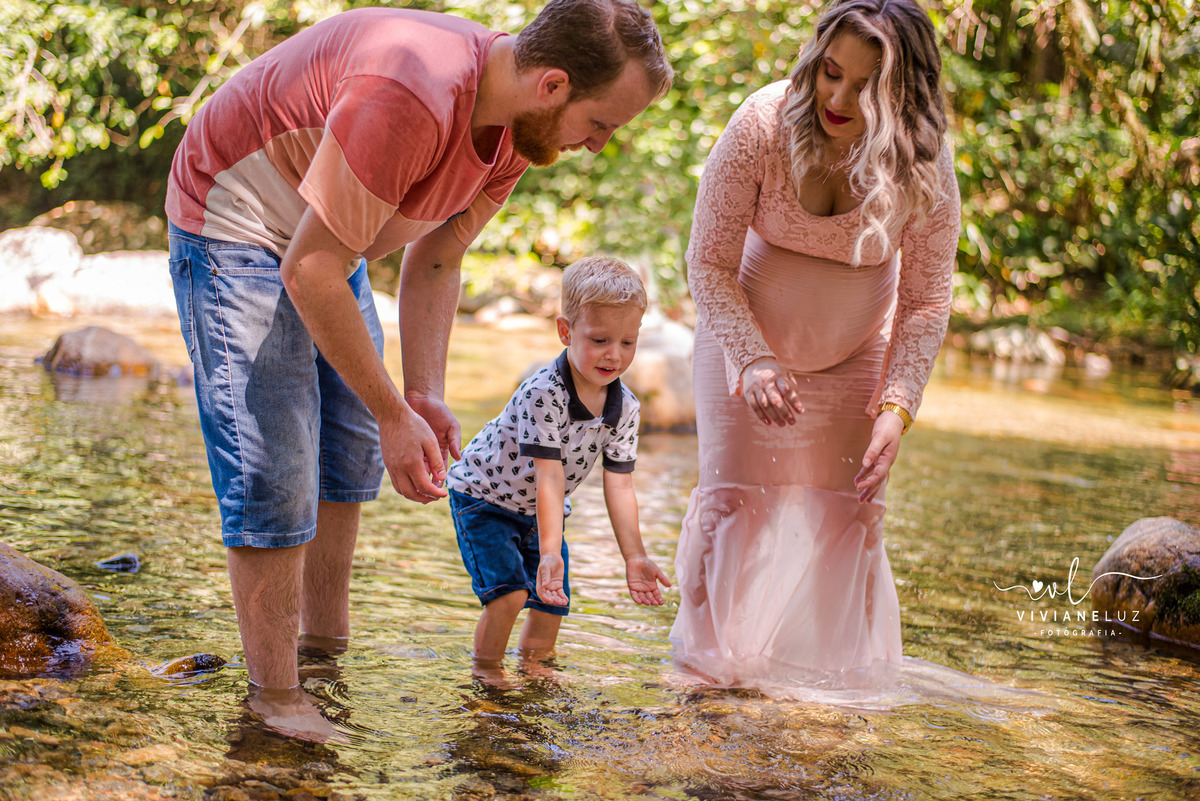 ensaio gestante aline externo ensaio de gestante diferente natureza estrada bonita joinville fotografa de guaramirim jaragua do sul massaranduba e regiao