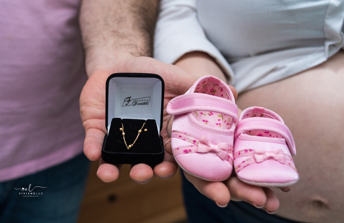 ensaio gestante lucila seminario de corupa fotografa de gestantes ensaio de gestante diferente ensaio gestante em casa life style  em guaramirim jaragua do sul e regiao