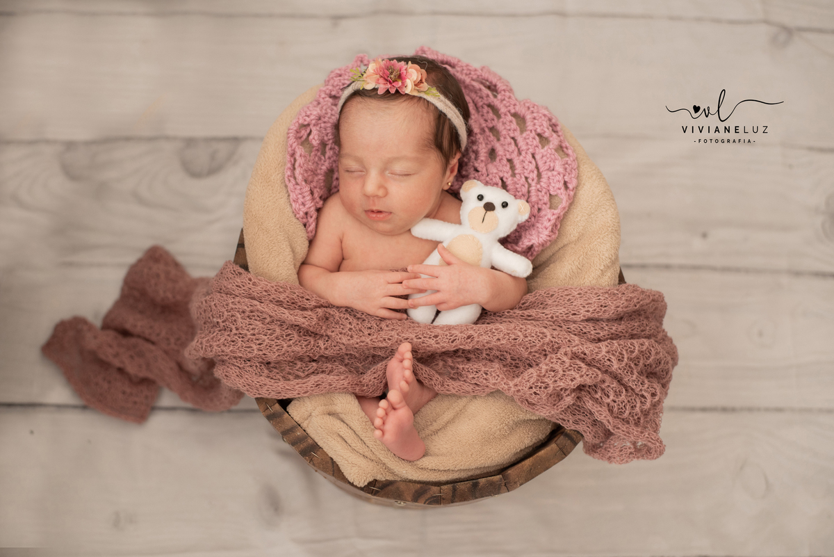 fotografia de recem nascido fotografia newborn em guaramirim fotografia newborn jaragua do sul fotografia de newborn viviane luz fotografias