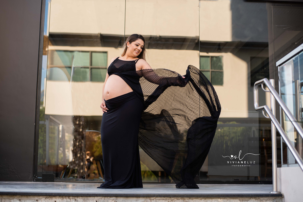 ensaio gestante com pet mãe de menina ensaio externo de gestante ensaio gestante diferente fotografa de gestante em jaragua do sul