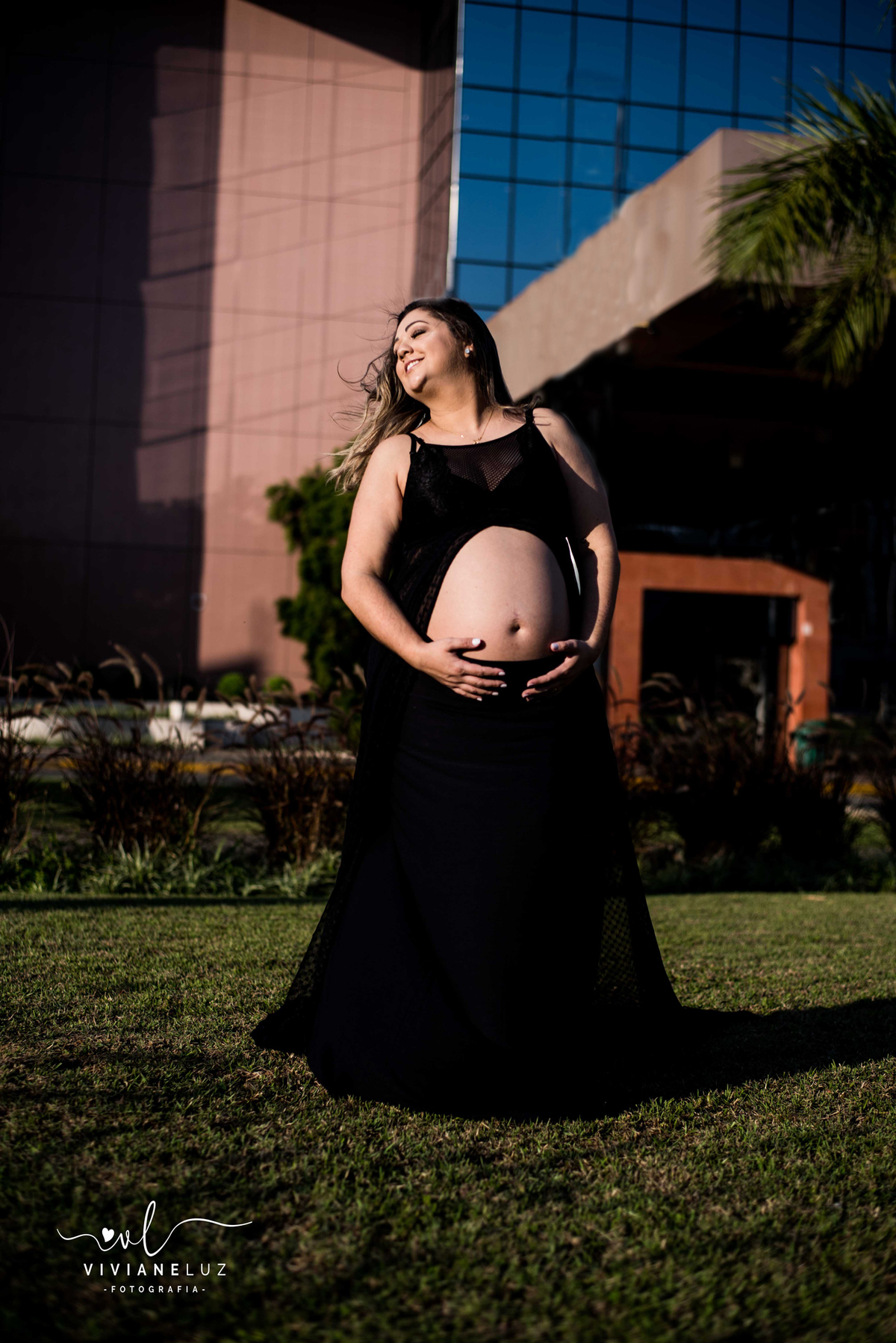 ensaio gestante com pet mãe de menina ensaio externo de gestante ensaio gestante diferente fotografa de gestante em jaragua do sul