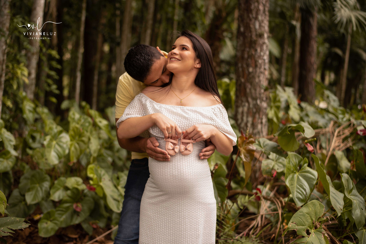 ensaio gestante externo no parque malwee jaragua do sul fotografa de gestantes mae de menina ensaio natureza