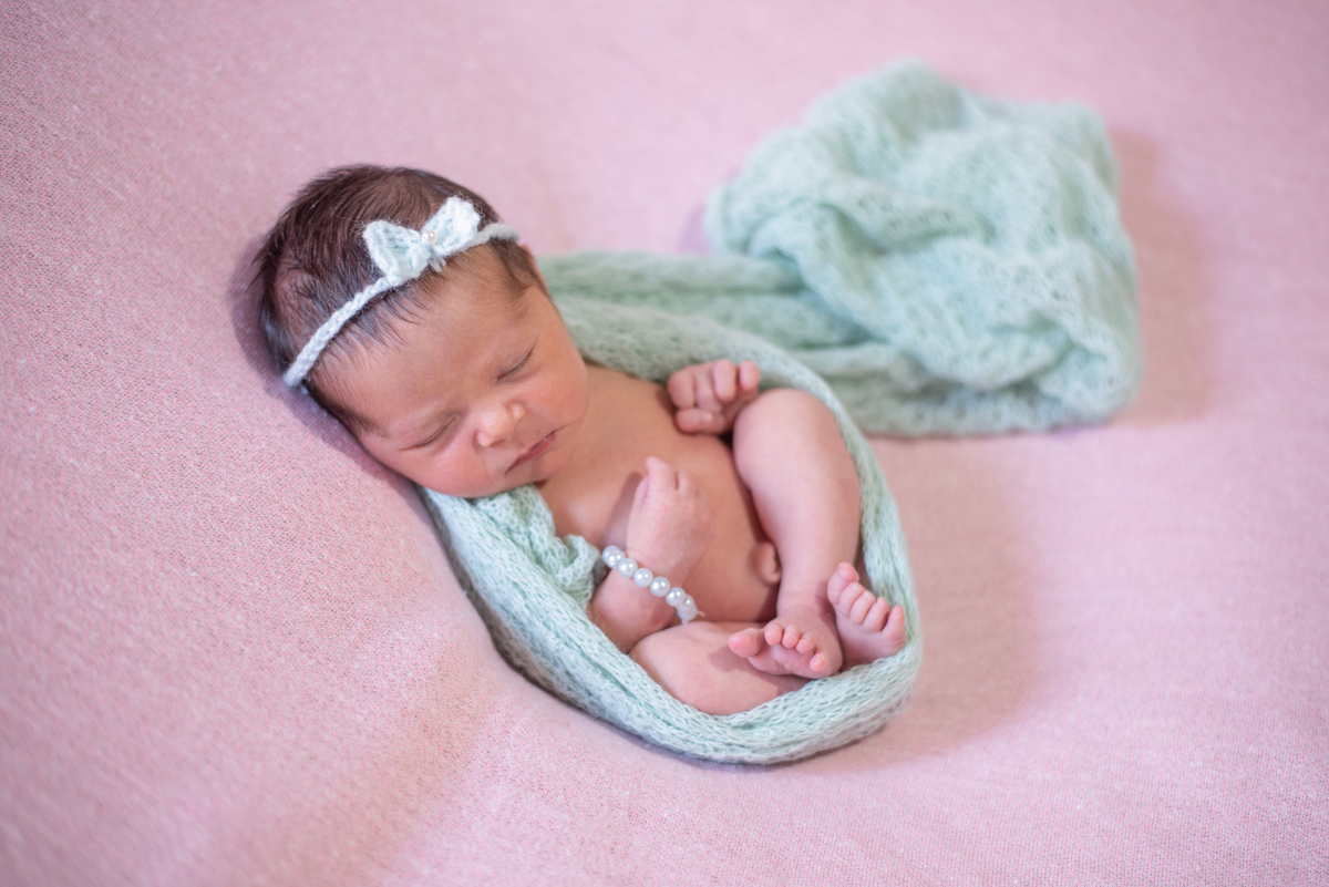 ensaio newborn em casa ensaio domiciliar newborn responsavel viviane luz fotografias fotografa de jaragua do sul e guaramirim