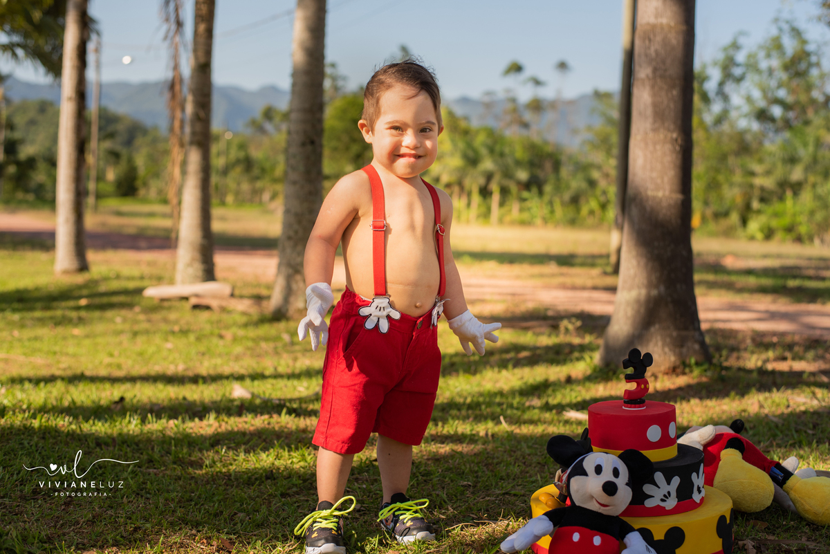fotografia de aniversario 3 aninhos valentim aniversario 3 anos tema mickey mouse fotografa de festa infantil de guaramirim fotografa de jaragua do sul