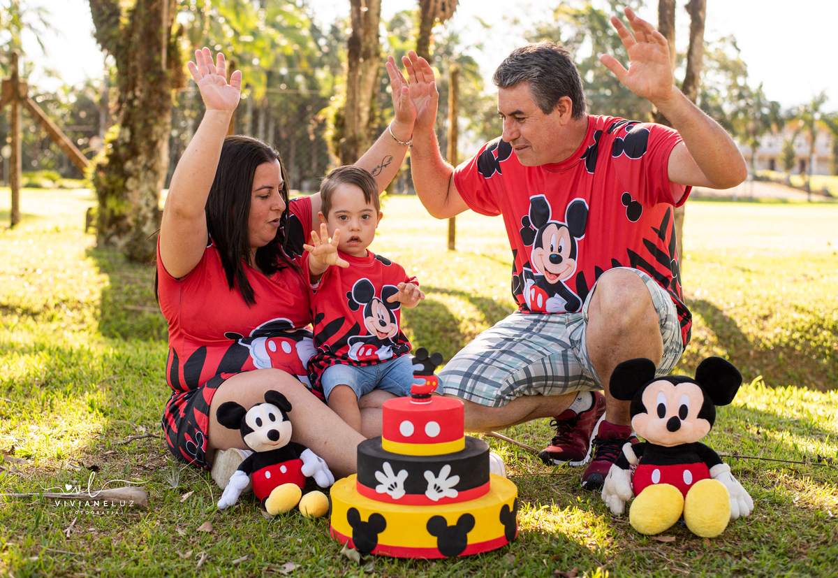 fotografia de aniversario 3 aninhos valentim aniversario 3 anos tema mickey mouse fotografa de festa infantil de guaramirim fotografa de jaragua do sul
