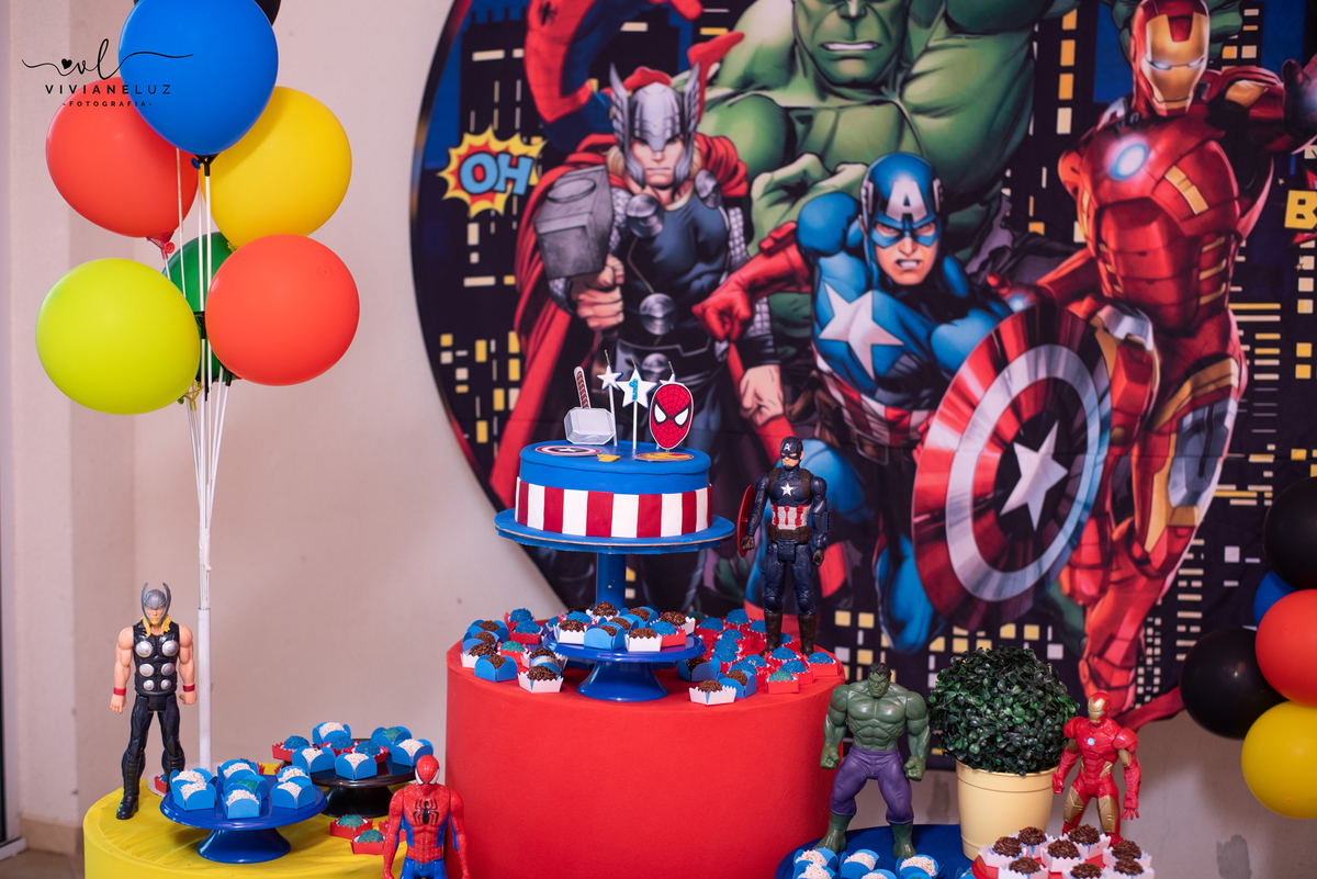 DECORAÇÃO VINGADORES EM GUARAMIRIM VINGADORES EM JARAGUA DO SUL FOTOGRAFIA DE ANIVERSARIO