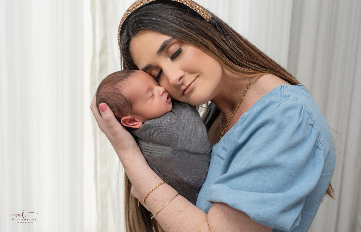ensaio newborn com a mãe dia das mães 