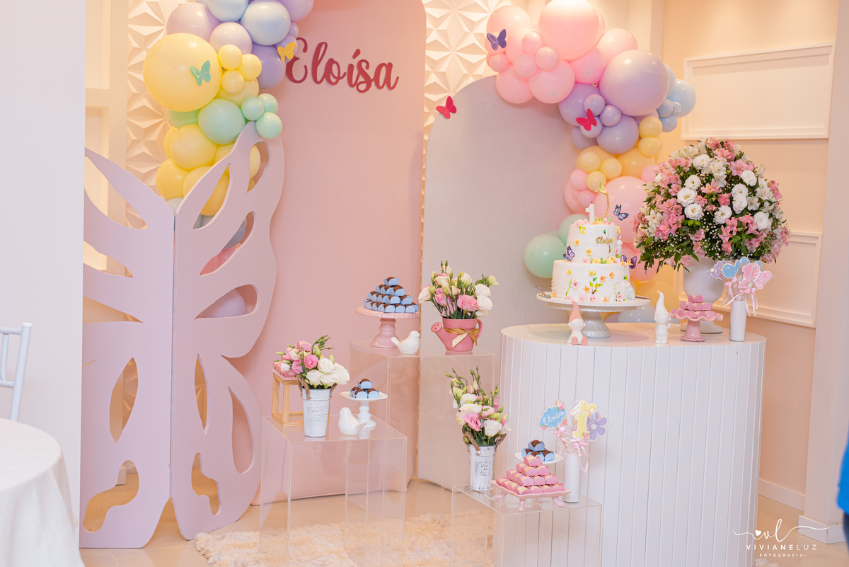 decoração de festa jardim encantado de 1 aninho flores e borboletas eloisa fez 1 fotografia de aniversario espaço eventos em jaragua do sul