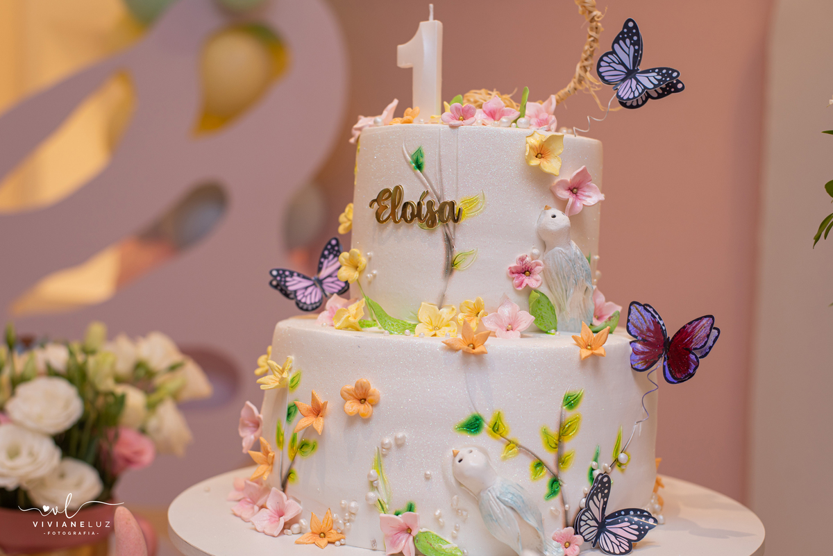 bolo de aniversario de 1 aninho tema jardim encantado panificadora warmeling de jaragua do sul