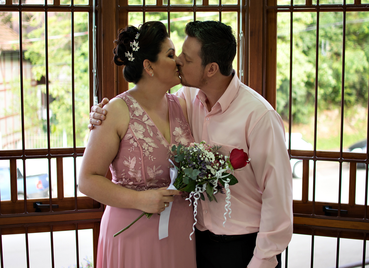 A hora do beijo, foi marcada na minha sessão de fotos em Nova Petrópolis.