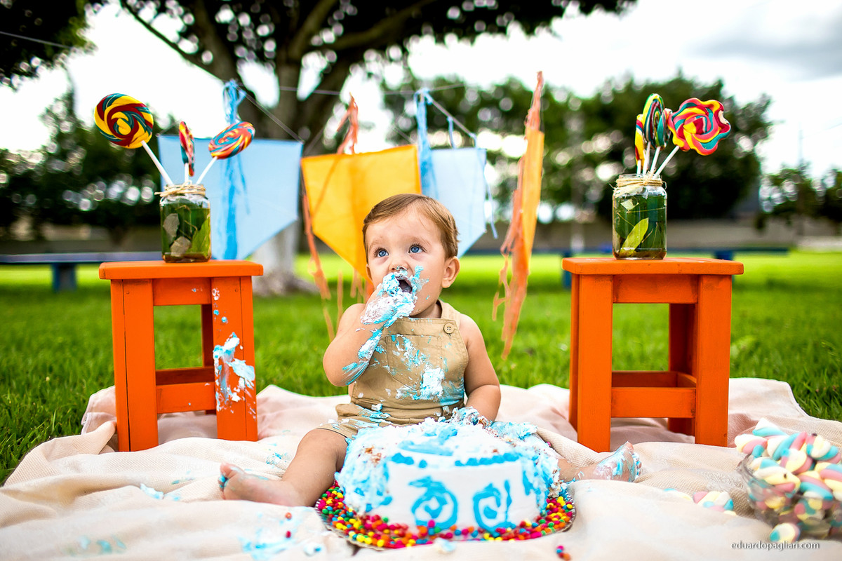 smash the cake em colider