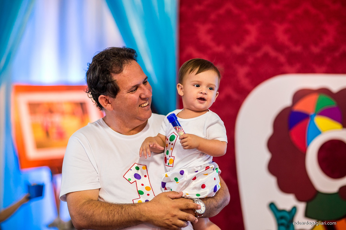 festa de aniversario com tema de magico