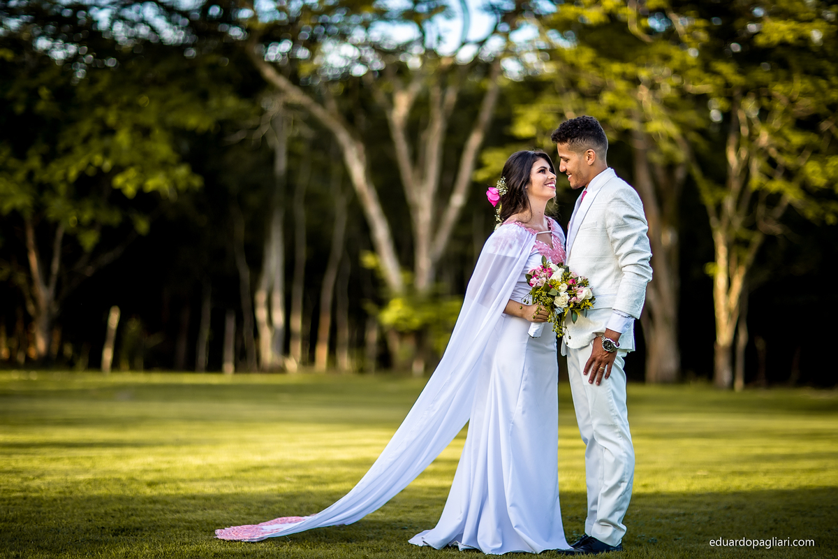 Casamento com fotos criativas dos padrinhos