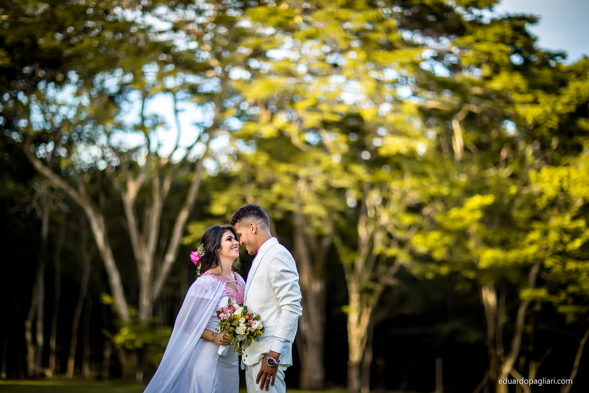 Casamento com fotos criativas dos padrinhos