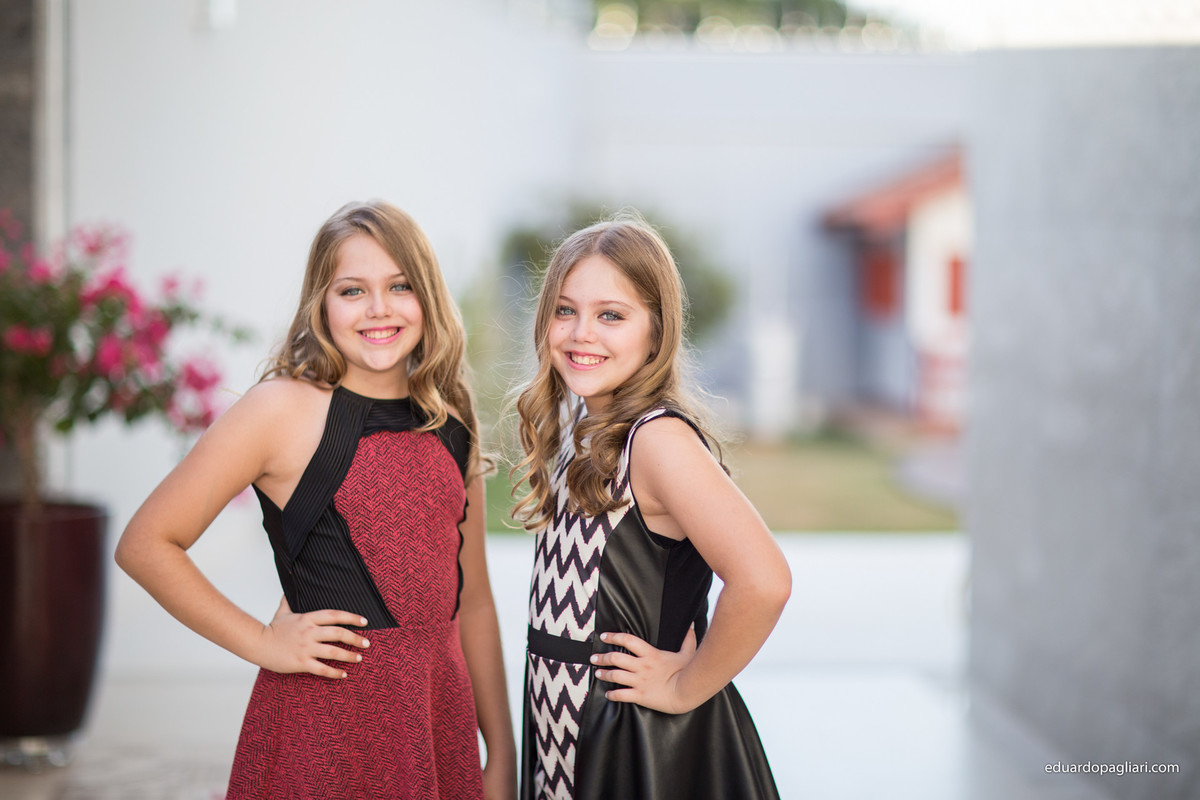 álbum de família com gemeas