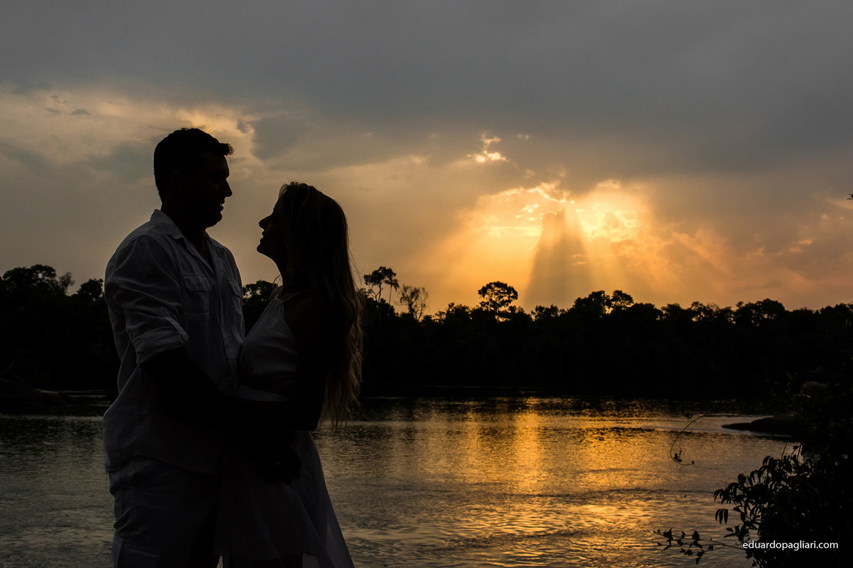 por do sol no rio teles pires pre casamento no mato grosso