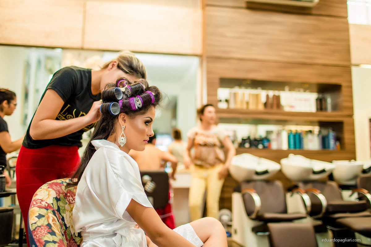 noiva fazendo brinde em colider mato grosso